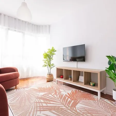 San Roman Apartment With Private Parking Santander Zewnętrze zdjęcie