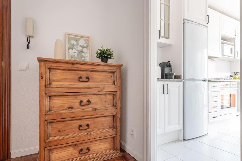 San With Private Parking Apartment Santander
