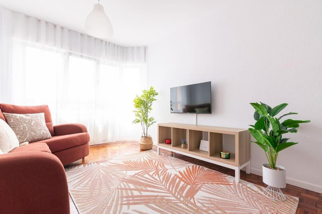 San With Private Parking Apartment *